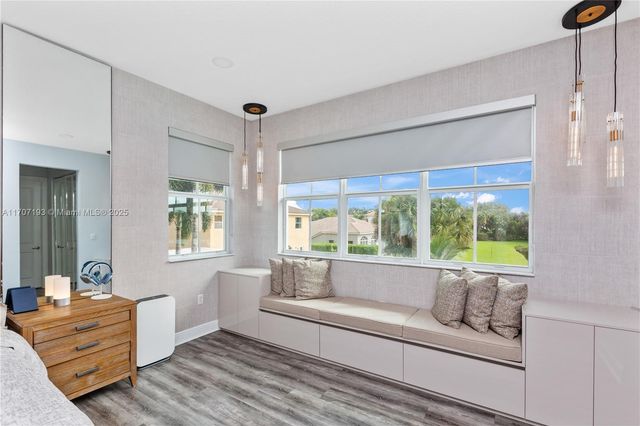 10410 Ranchette Dr, Cooper City, FL 33328