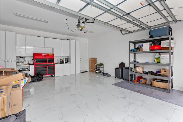 10410 Ranchette Dr, Cooper City, FL 33328