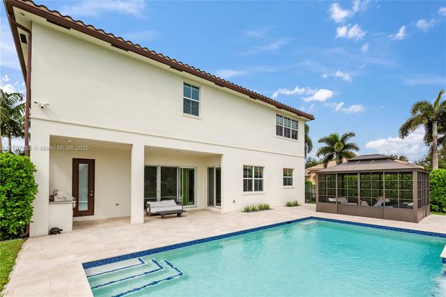 10410 Ranchette Dr, Cooper City, FL 33328
