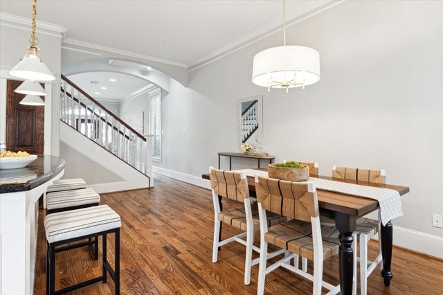 809 W 20th Street, Houston, TX 77008
