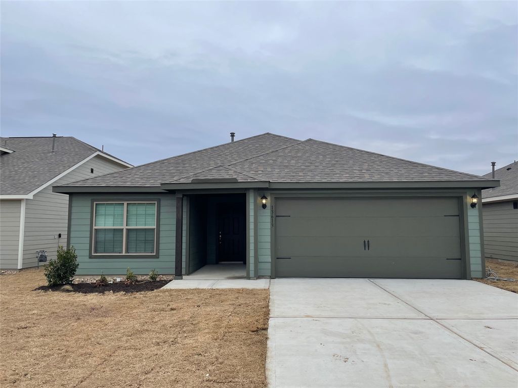 13613 Mineral Road, Ponder, TX 76259