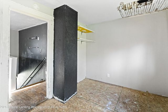 516 Smith Avenue, Lansing, MI 48910