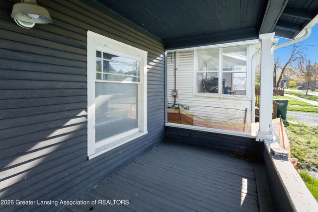 516 Smith Avenue, Lansing, MI 48910