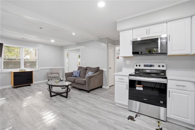 4512 Good Adams LN, Virginia Beach, VA 23455