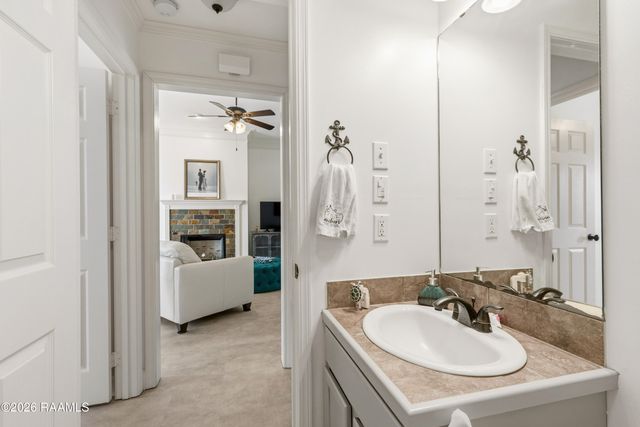 125 Tall Oaks Lane, Youngsville, LA 70592