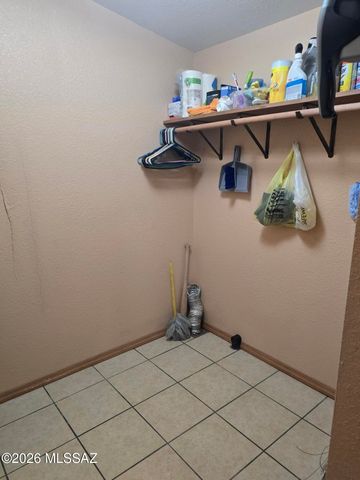 4116 W Moores Lane, Willcox, AZ 85643