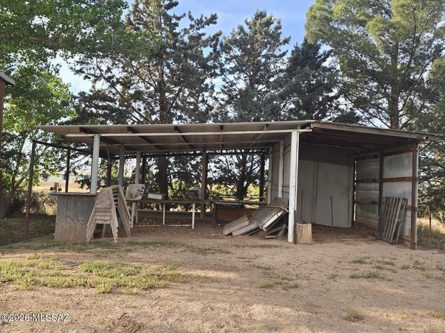 4116 W Moores Lane, Willcox, AZ 85643