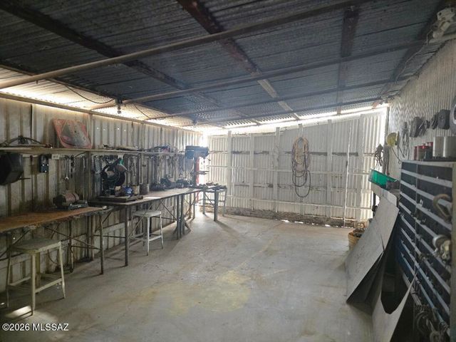 4116 W Moores Lane, Willcox, AZ 85643