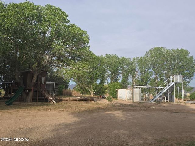 4116 W Moores Lane, Willcox, AZ 85643