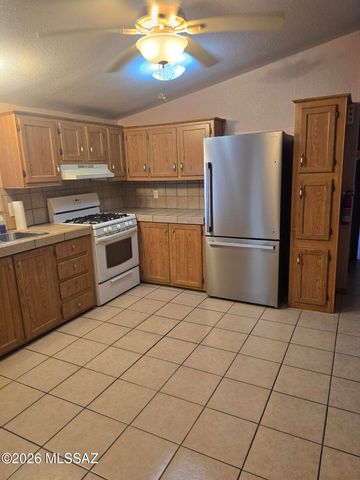4116 W Moores Lane, Willcox, AZ 85643