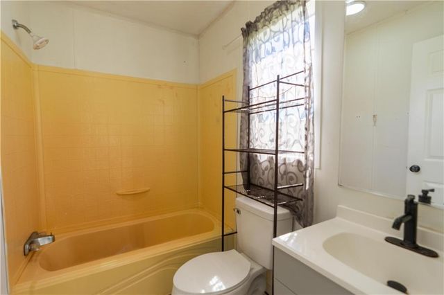 9522 Creekside S Drive, Irvington, AL 36544