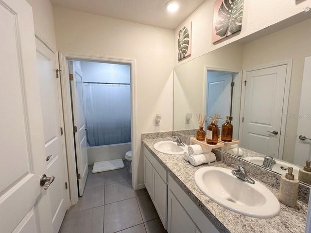 16910 OVAL RUM DRIVE, Wimauma, FL 33598