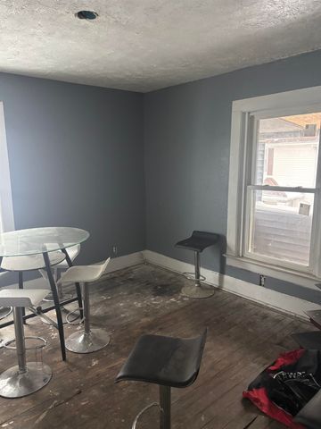 319 Kunstman Court, South Bend, IN 46601