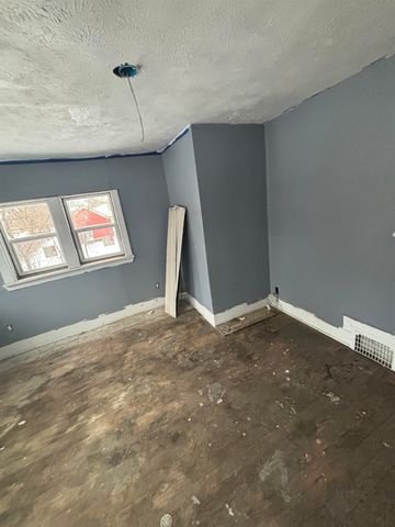 319 Kunstman Court, South Bend, IN 46601