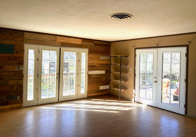 43560 Skyline Drive, Three Rivers, CA 93271