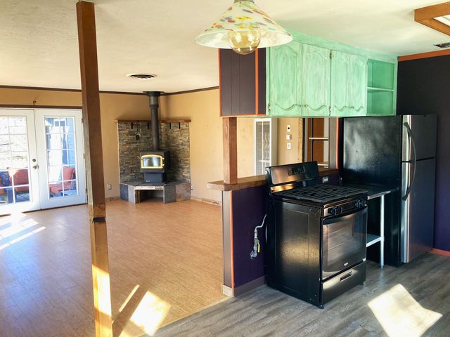 43560 Skyline Drive, Three Rivers, CA 93271