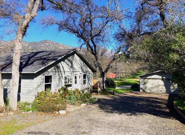 43560 Skyline Drive, Three Rivers, CA 93271