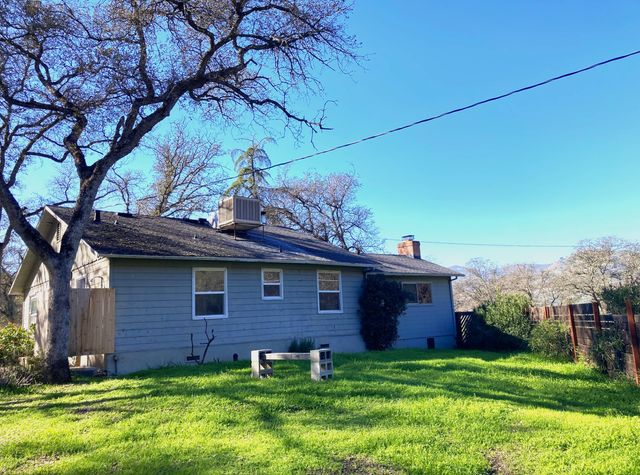 43560 Skyline Drive, Three Rivers, CA 93271