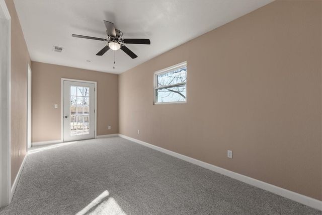 807 N 14th Place, Rogers, AR 72756