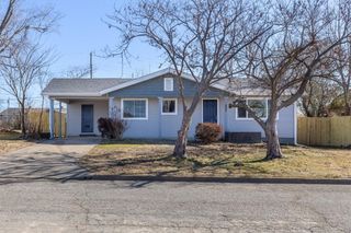 807 N 14th Place, Rogers, AR 72756