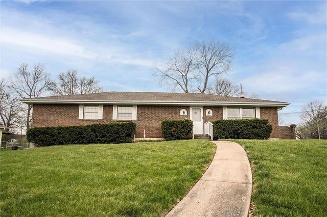 8300 Northern Street, Raytown, MO 64138