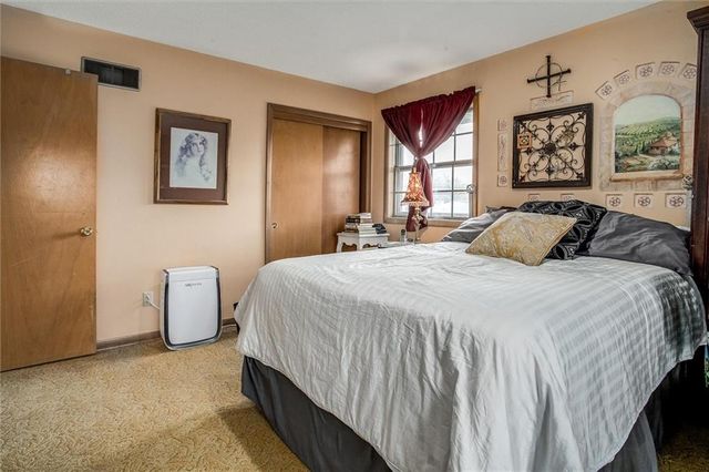 8300 Northern Street, Raytown, MO 64138