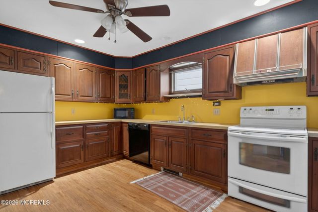 111 Cookman Avenue, Ocean Grove, NJ 07756