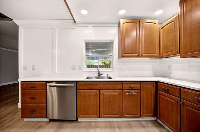 2906 ASH DRIVE, Leesburg, FL 34748