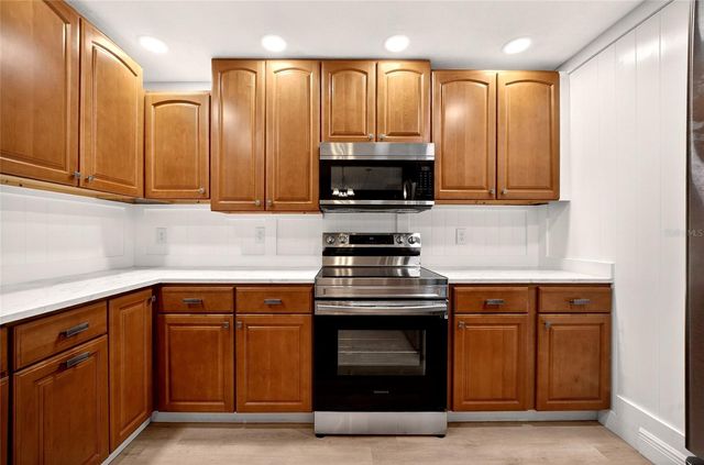 2906 ASH DRIVE, Leesburg, FL 34748