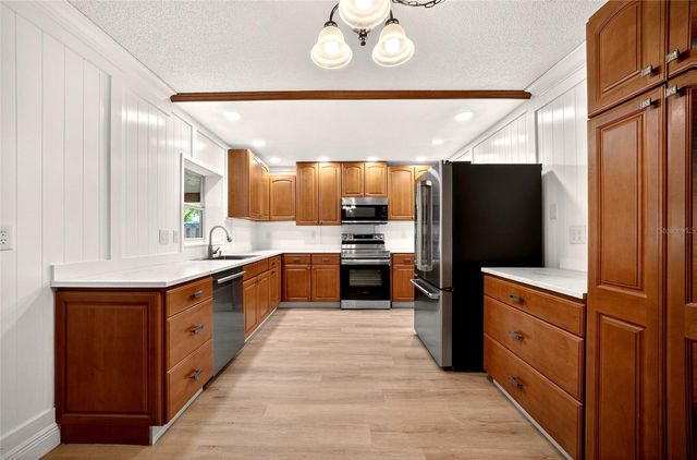 2906 ASH DRIVE, Leesburg, FL 34748