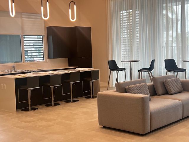 1487 SE 7th Ter, Homestead, FL 33034