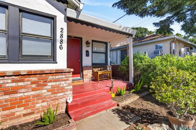 2886 Belden St, Sacramento, CA 95815
