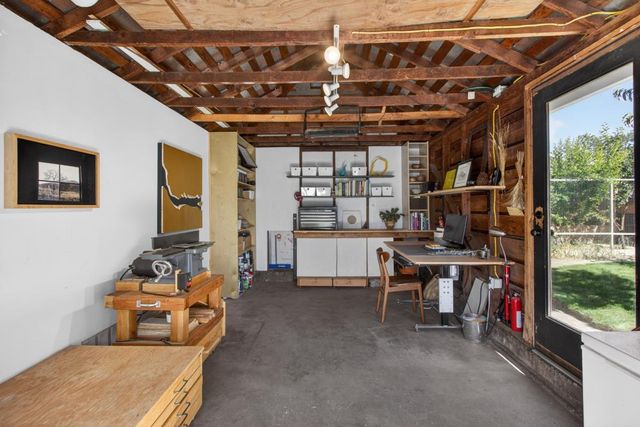 2886 Belden St, Sacramento, CA 95815