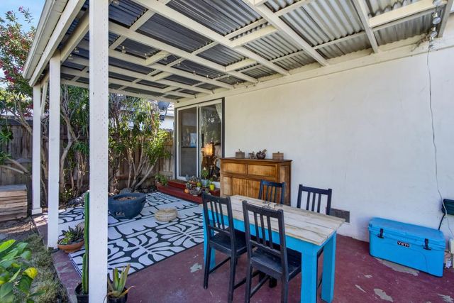 2886 Belden St, Sacramento, CA 95815