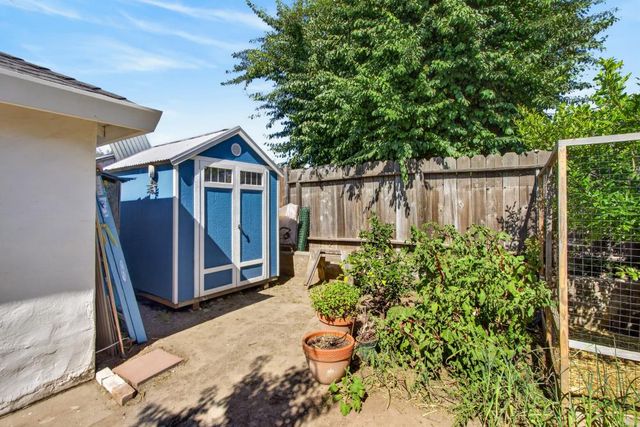 2886 Belden St, Sacramento, CA 95815