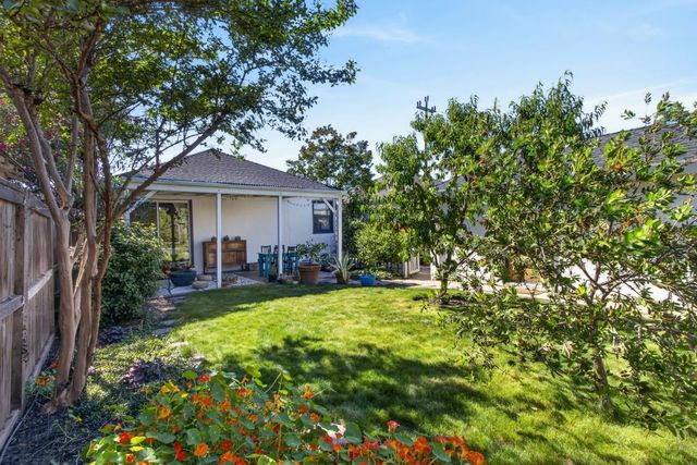 2886 Belden St, Sacramento, CA 95815