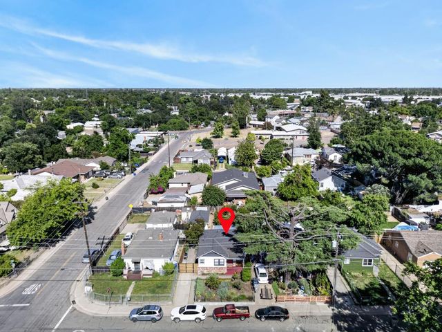 2886 Belden St, Sacramento, CA 95815