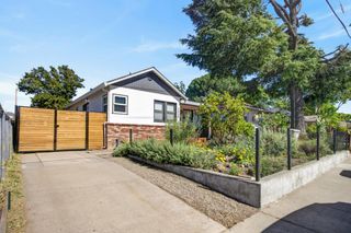 2886 Belden St, Sacramento, CA 95815