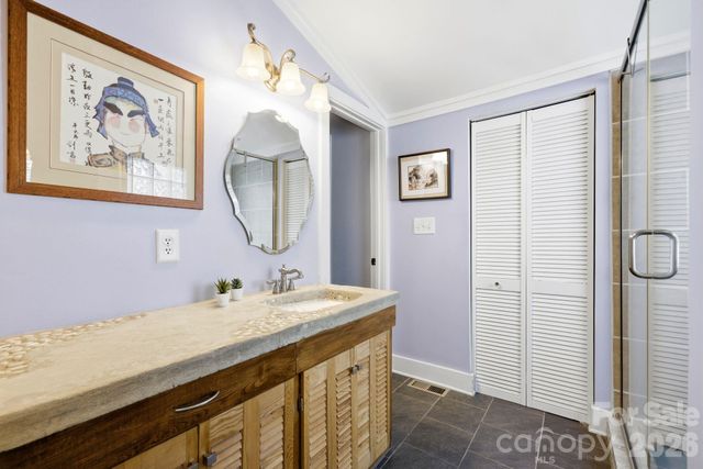734 Herrin Avenue, Charlotte, NC 28205