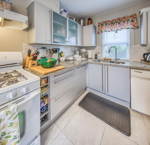 126 N F Street 124,126,128, Lake Worth Beach, FL 33460