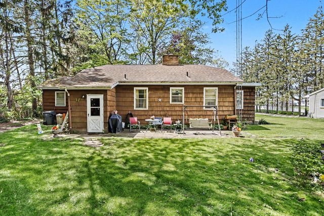 3633 Lakeshore Drive, St. Joseph City, MI 49085