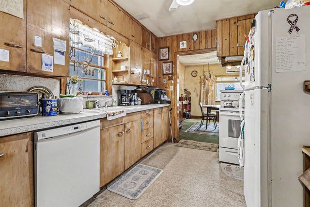 3633 Lakeshore Drive, St. Joseph City, MI 49085