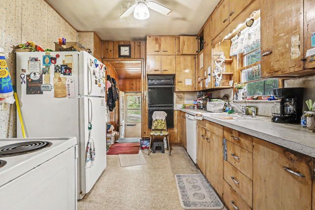 3633 Lakeshore Drive, St. Joseph City, MI 49085