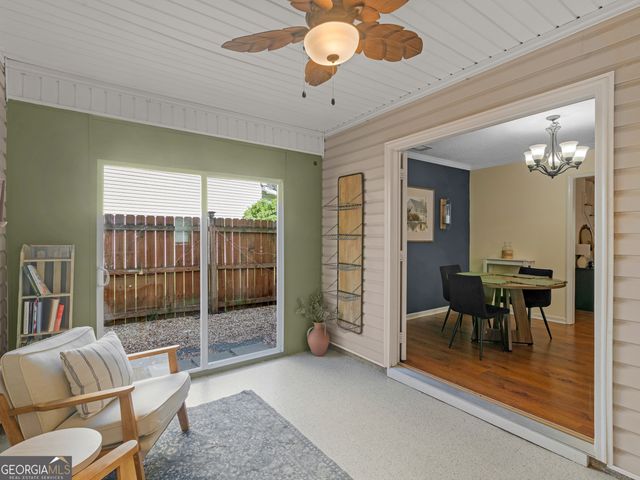 165 Brasch Park Drive, Grantville, GA 30220
