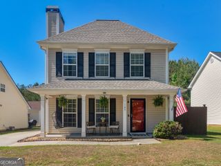 165 Brasch Park Drive, Grantville, GA 30220