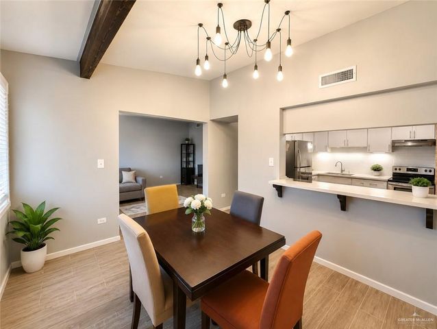 519 S 4th Avenue C8, Edinburg, TX 78539