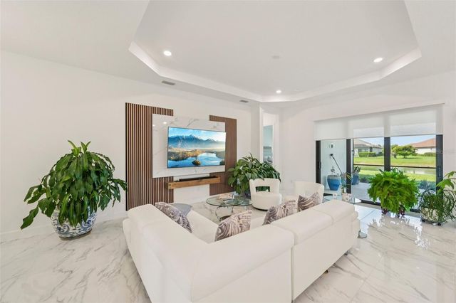 6203 GRANDVIEW HILL COURT, Bradenton, FL 34203