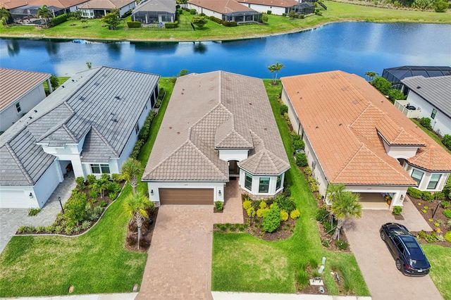 6203 GRANDVIEW HILL COURT, Bradenton, FL 34203
