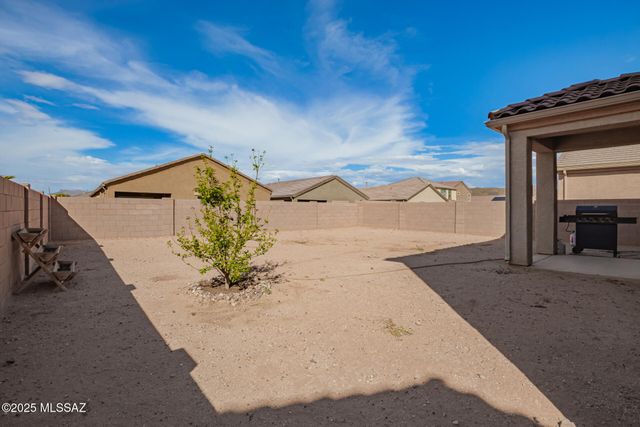 9314 W Creosote Rain Drive, Marana, AZ 85653