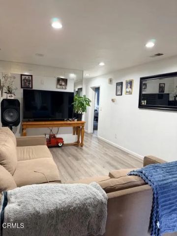 1928 San Benito Street, Oxnard, CA 93033